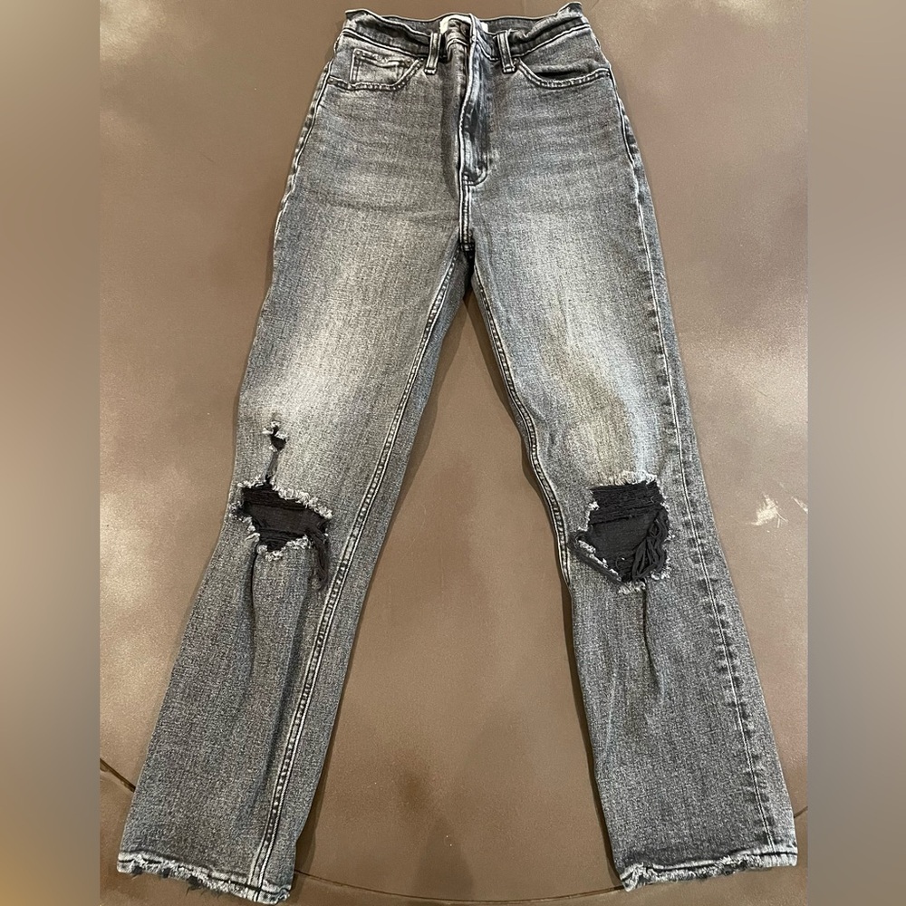 Abercrombie High-Rise The Ankle Straight Jean